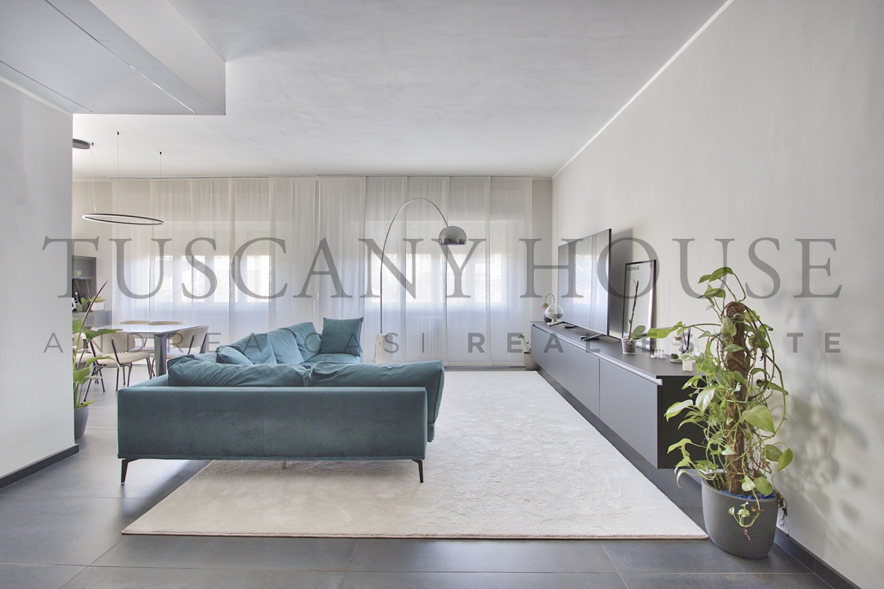 Appartamento con box in via giotto, Arezzo