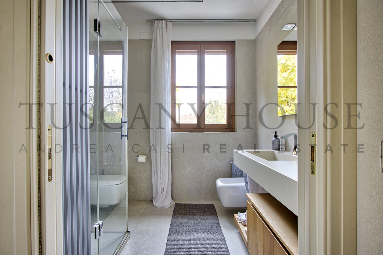 Casa indipendente con giardino a Arezzo