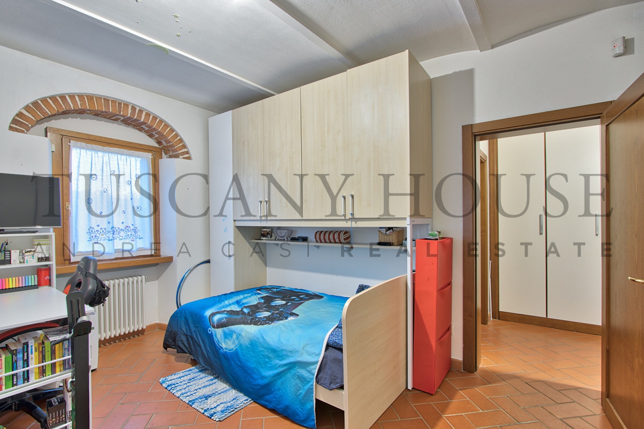 Casa indipendente con giardino a Arezzo