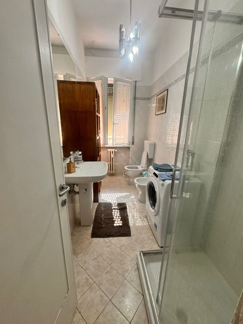 Quadrilocale con box in via pasqui, Arezzo