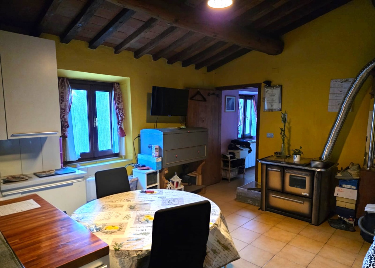 Casa indipendente con giardino a Arezzo