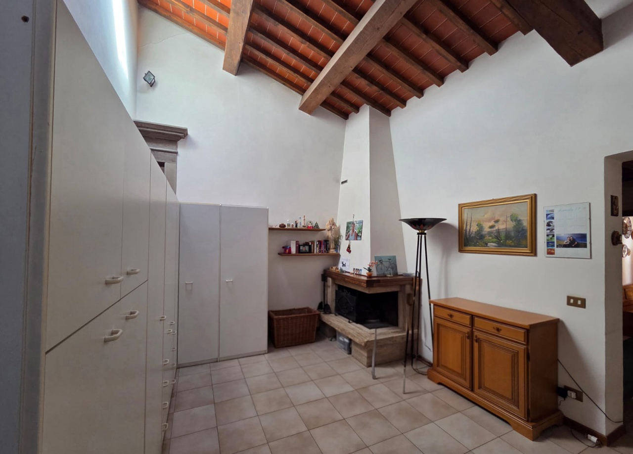 Casa indipendente in vendita a Arezzo