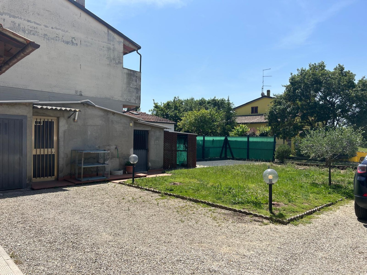 Casa indipendente arredata in affitto a Arezzo
