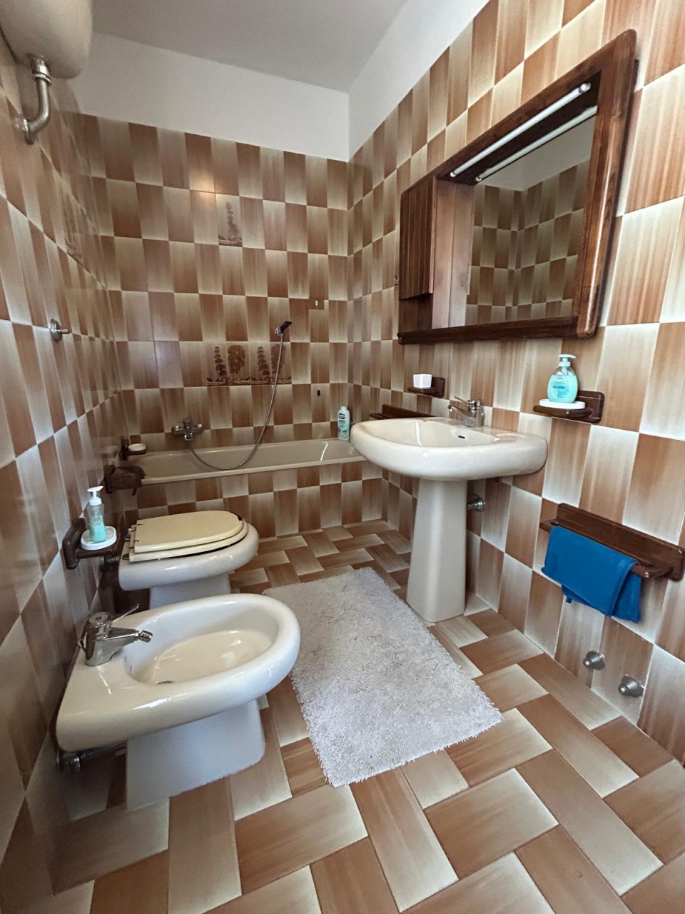Casa indipendente arredata in affitto a Arezzo