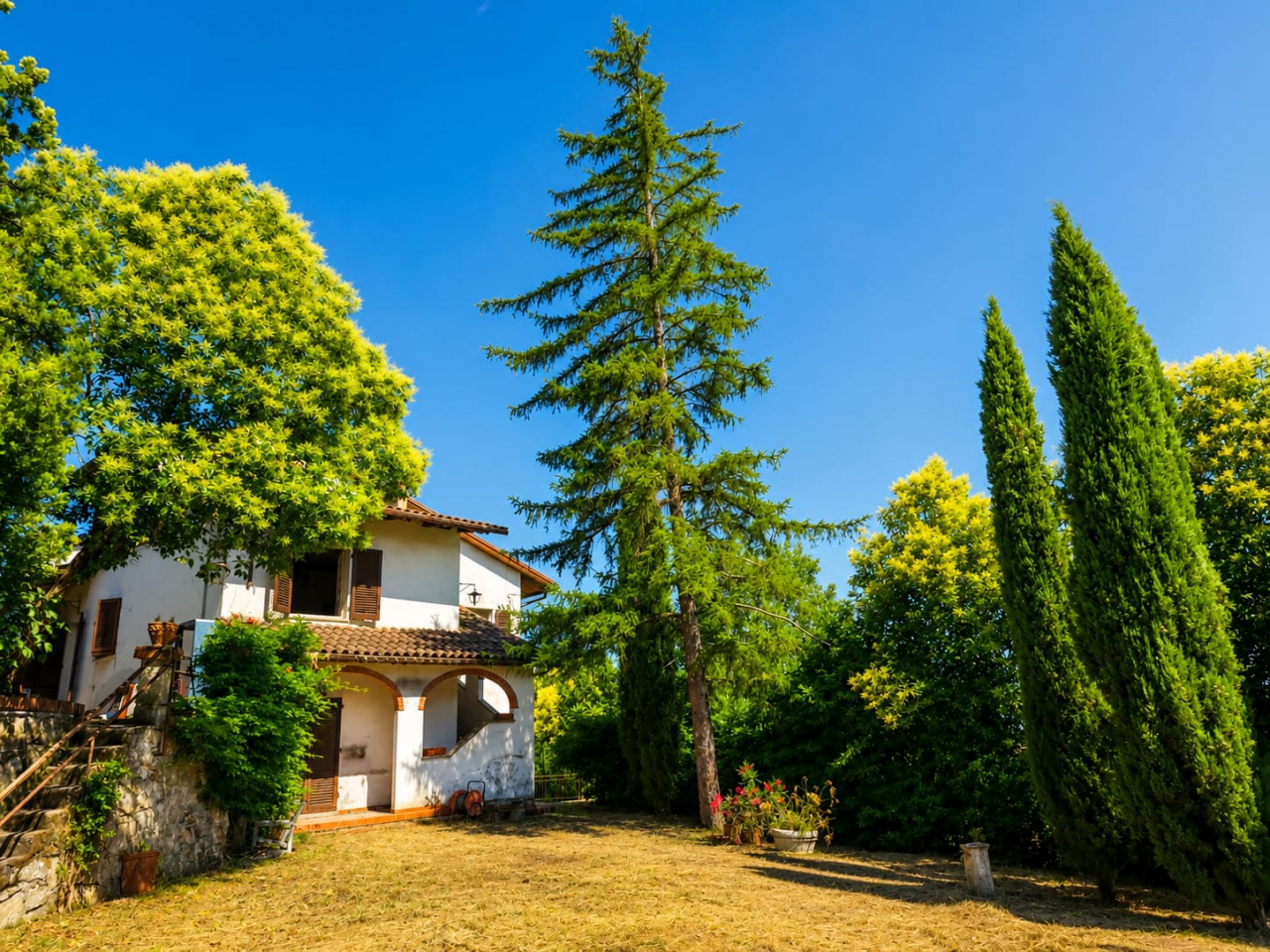 Casa indipendente con giardino a Arezzo
