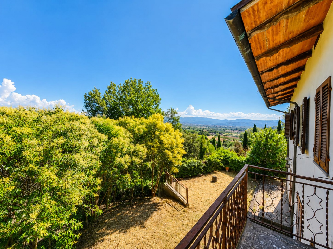 Casa indipendente con giardino a Arezzo