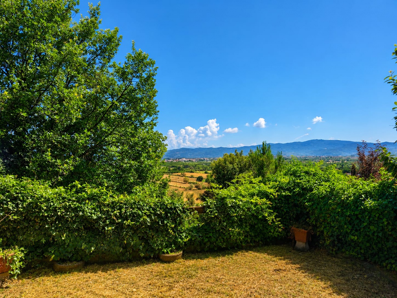 Casa indipendente con giardino a Arezzo