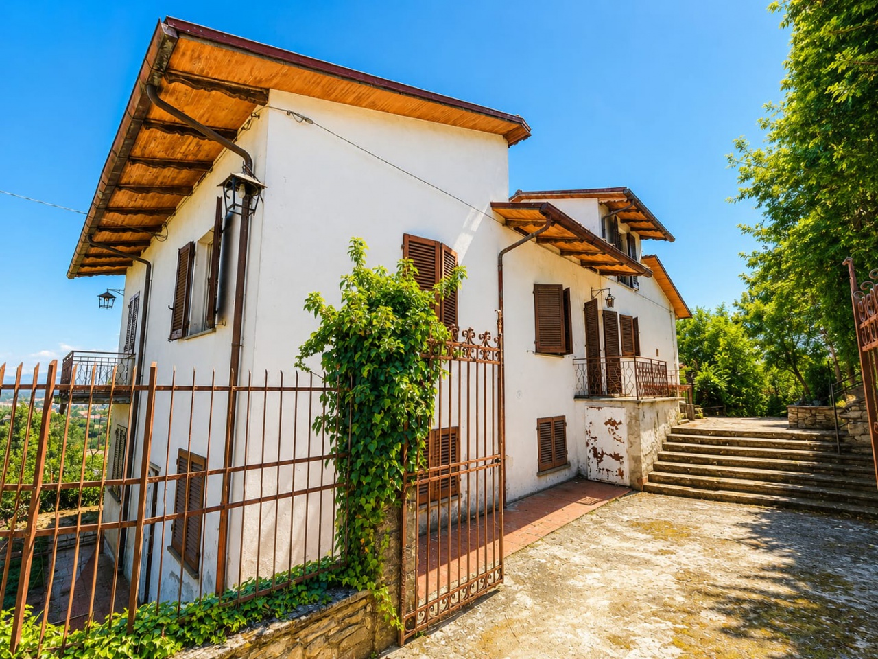 Casa indipendente con giardino a Arezzo