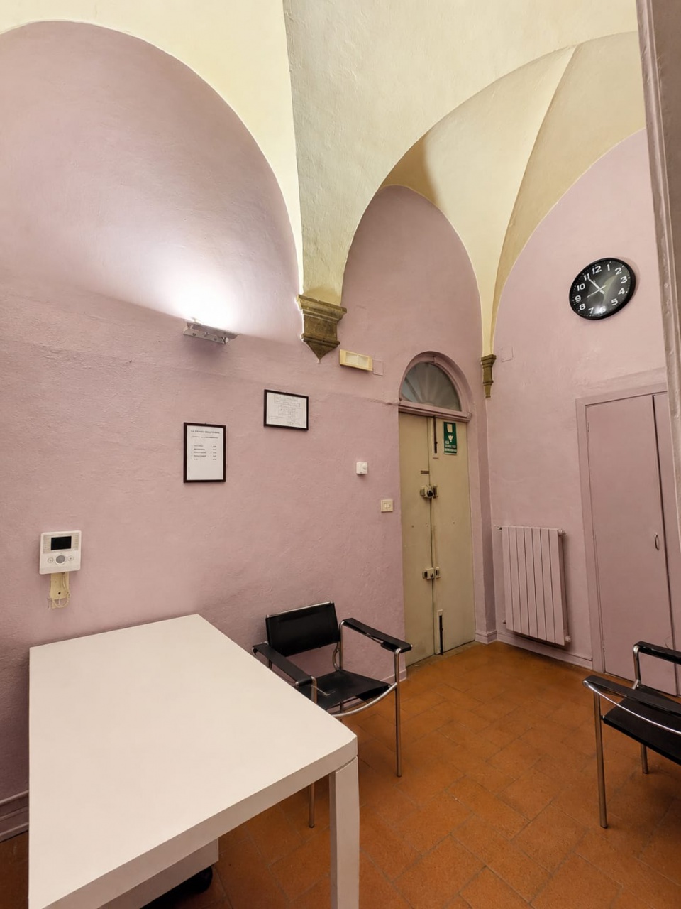 Locale commerciale in vendita a Arezzo