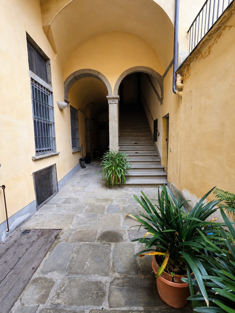 Locale commerciale in vendita a Arezzo