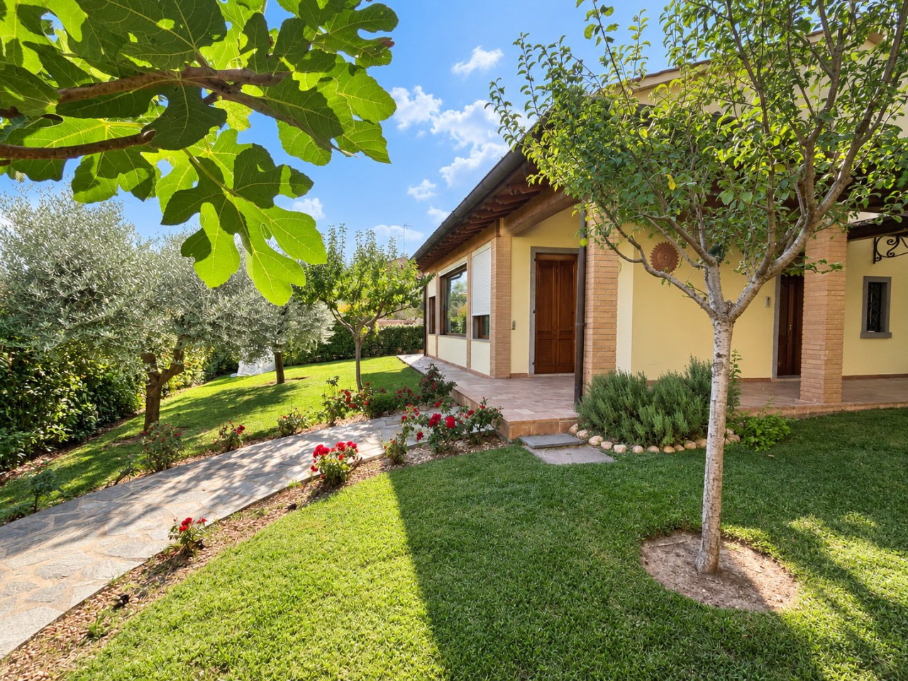 Casa indipendente con giardino a Arezzo