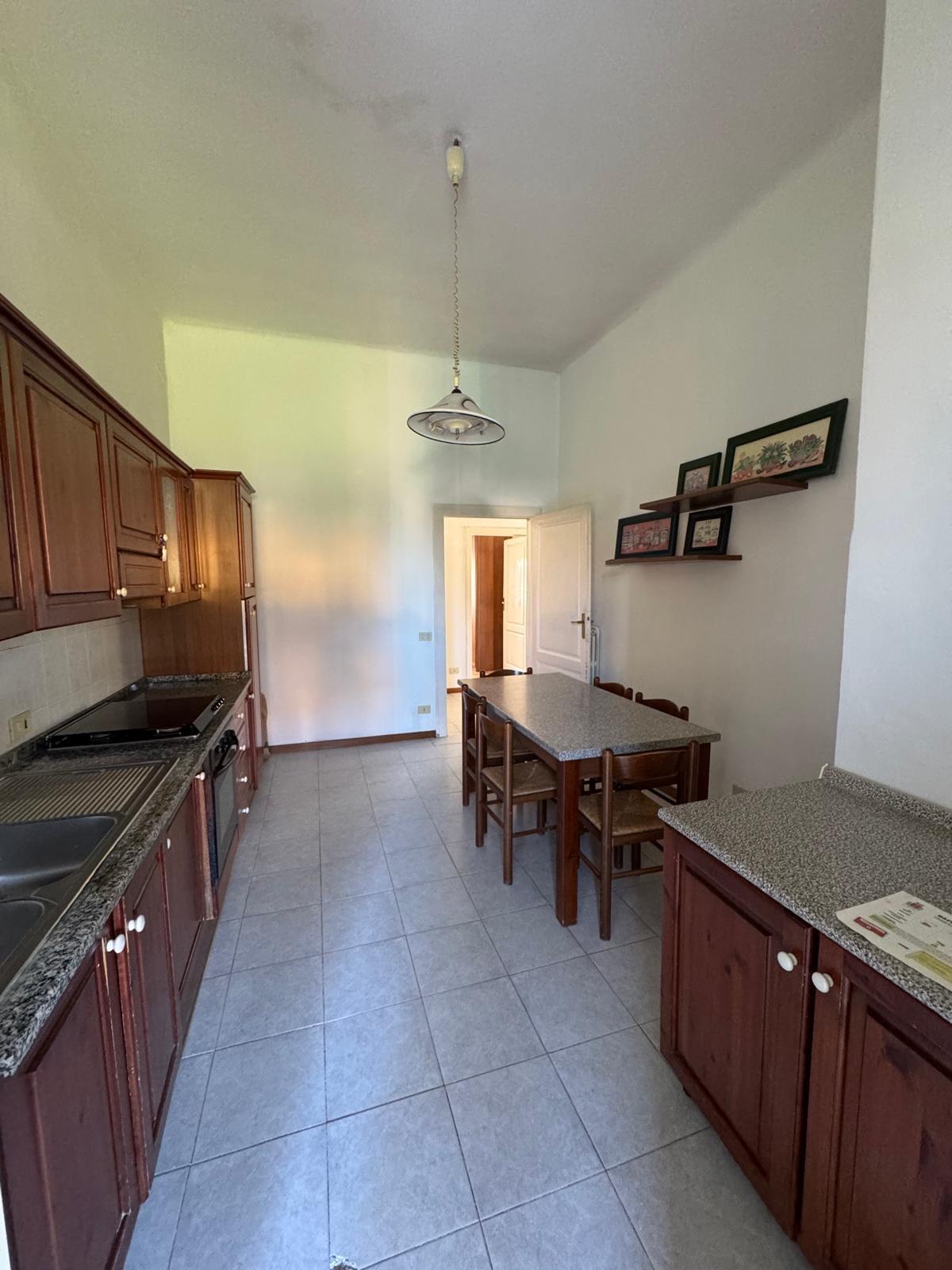 Appartamento arredato in affitto, Pisa porta a lucca