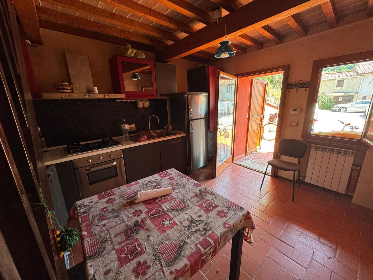 Casa indipendente ristrutturata, San Giuliano Terme asciano