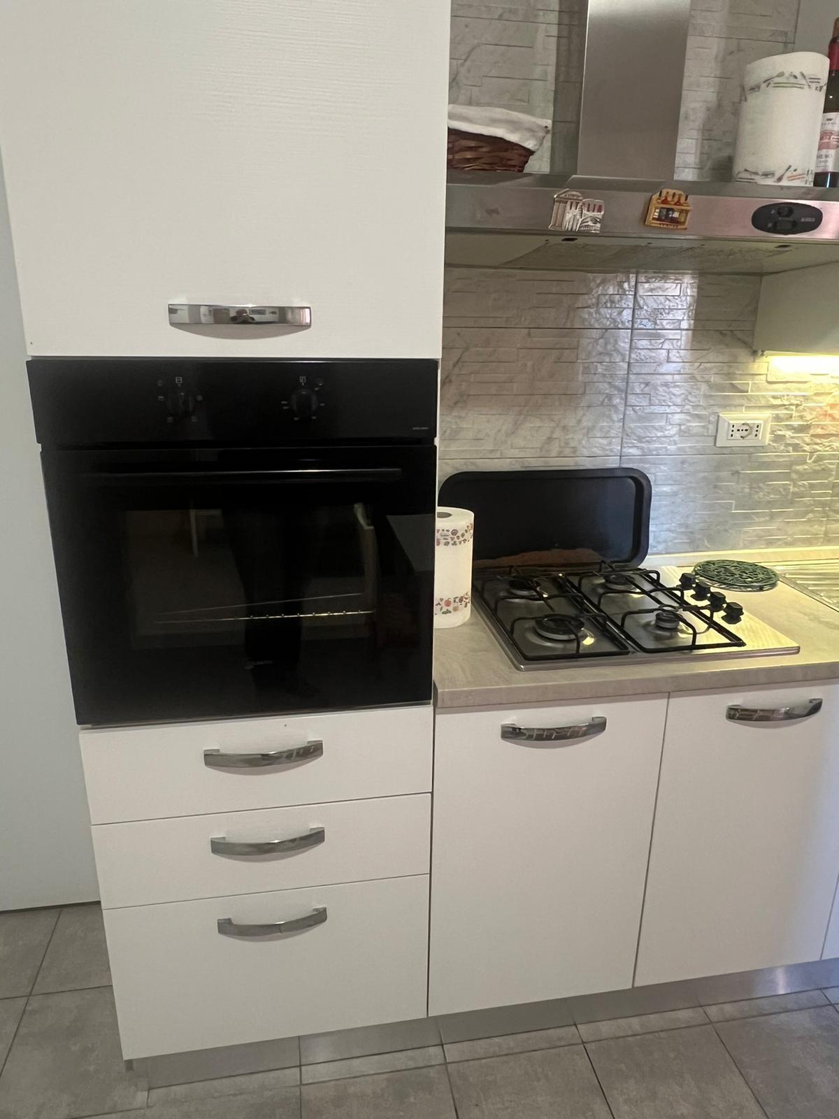 Trilocale arredato in affitto, Pisa don bosco - battelli