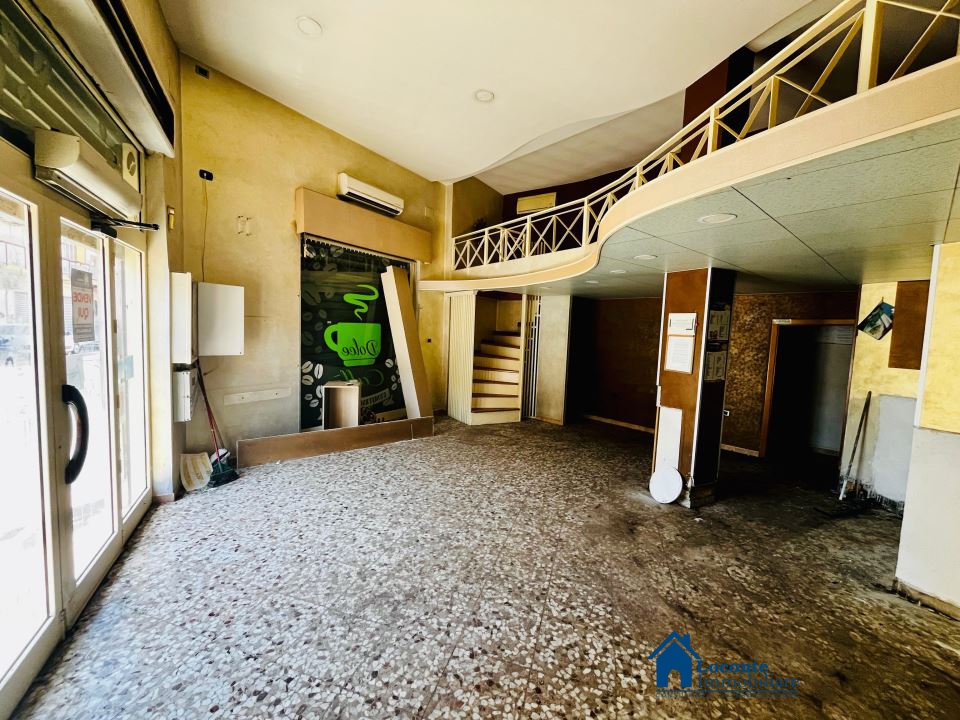Locale commerciale in vendita a Capurso