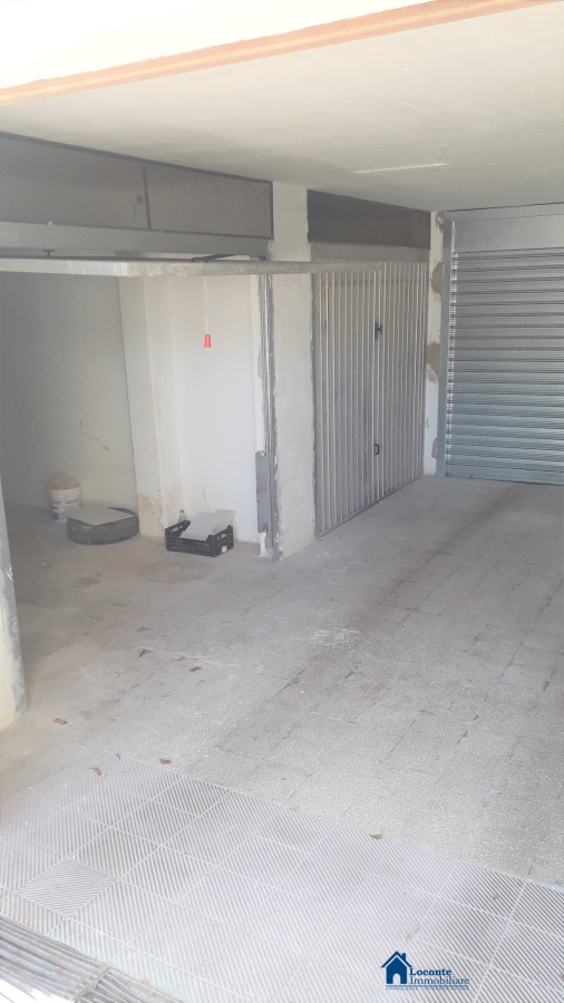 Box/Garage 24mq in vendita a Capurso