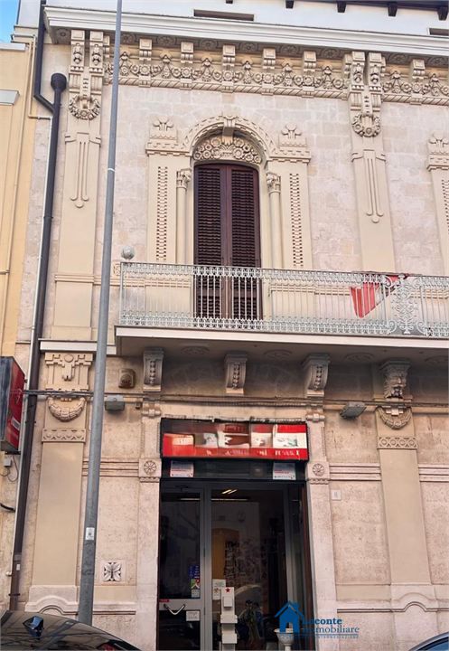 Locale commerciale in vendita a Capurso