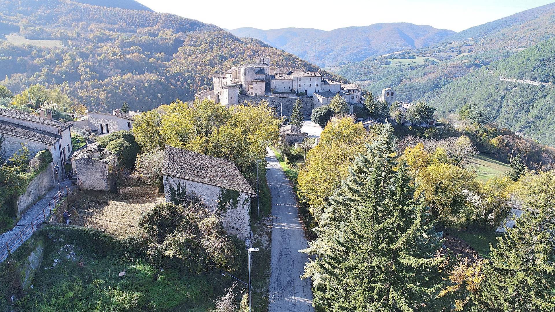 Rustico/Casale/Corte in vendita a Vallo di Nera, Vallo di Nera