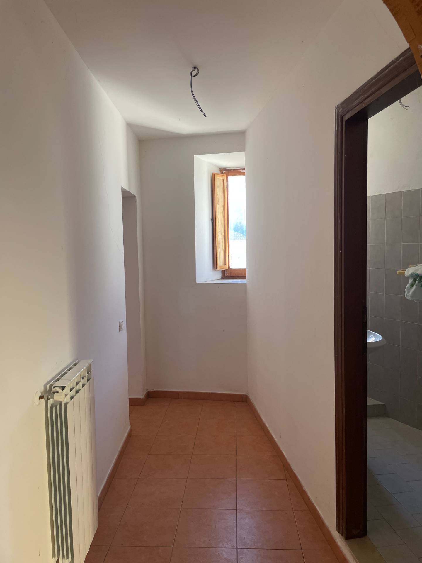 Appartamento indipendente in vendita a Cerreto di Spoleto, Triponzo