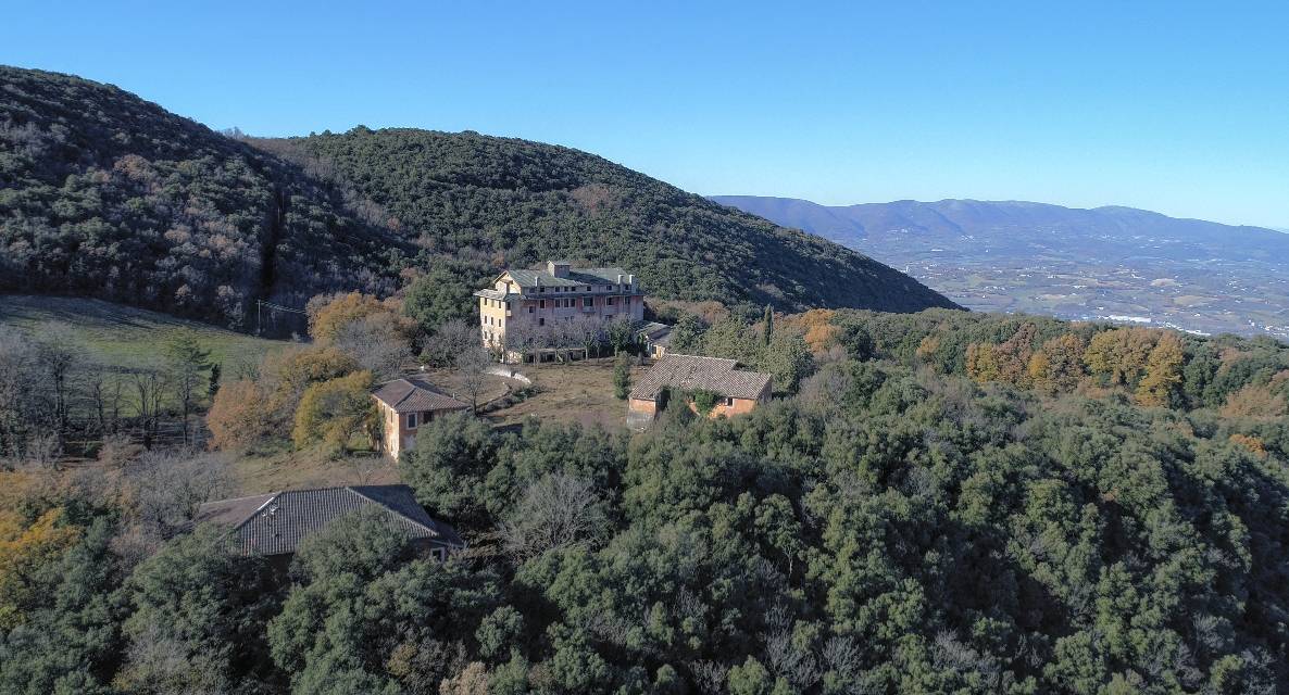 Rustico/Casale/Corte in vendita a Spoleto, Spoleto - Centro