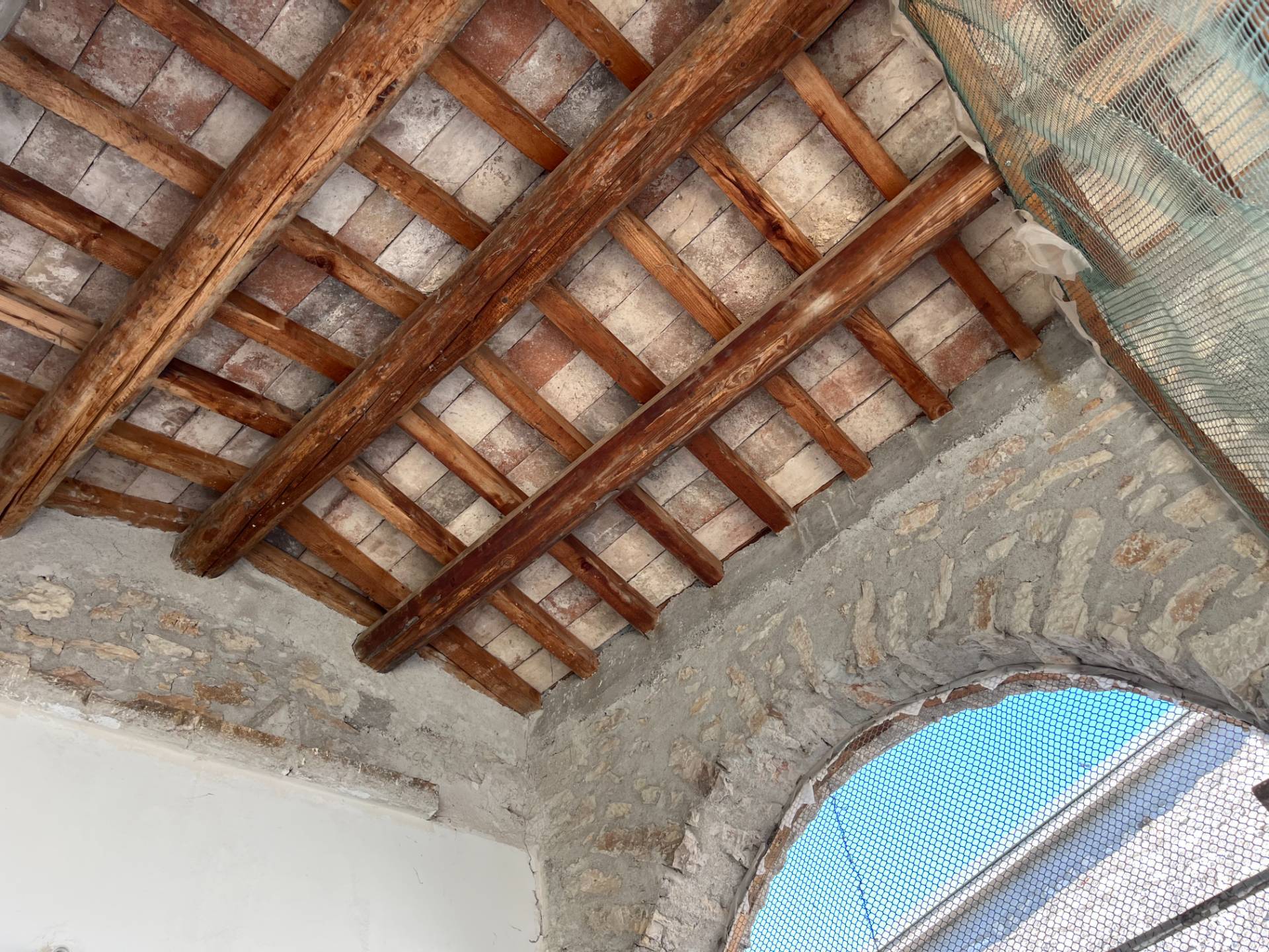 Casa semi indipendente in vendita a Cascia, Colforcella