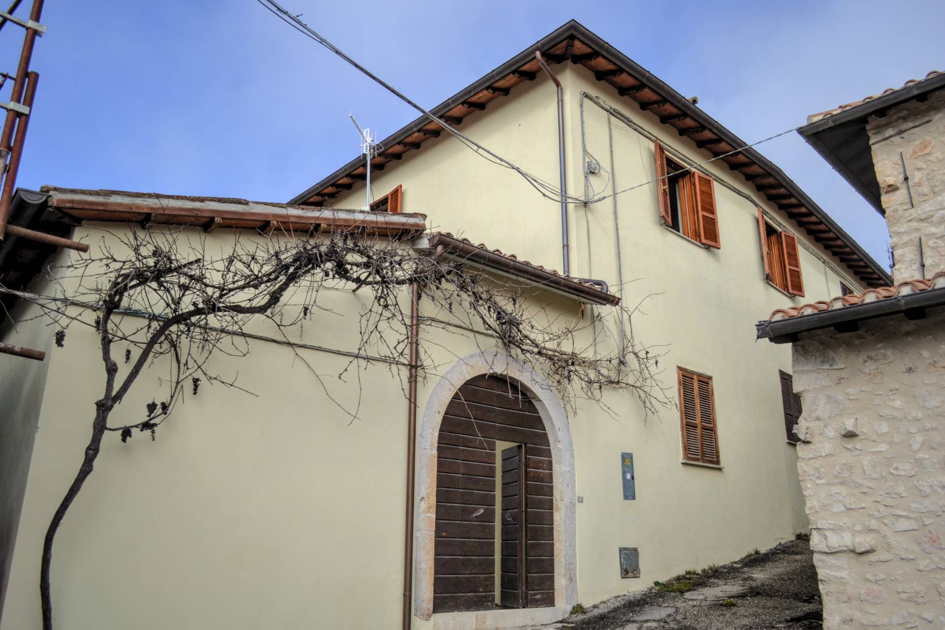 Casa semi indipendente in vendita a Norcia, Aliena