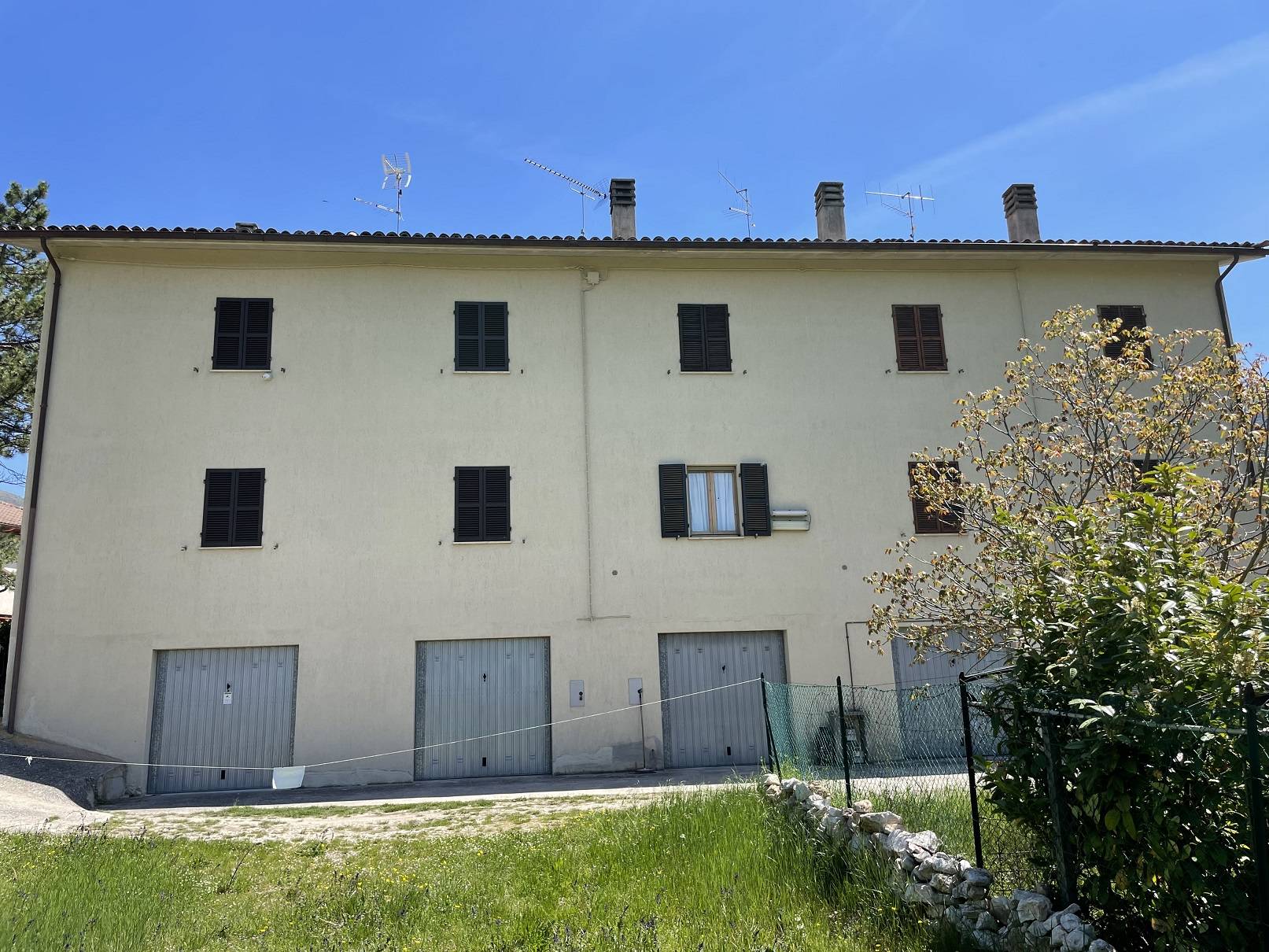 Casa a schiera in vendita a Norcia, Campi