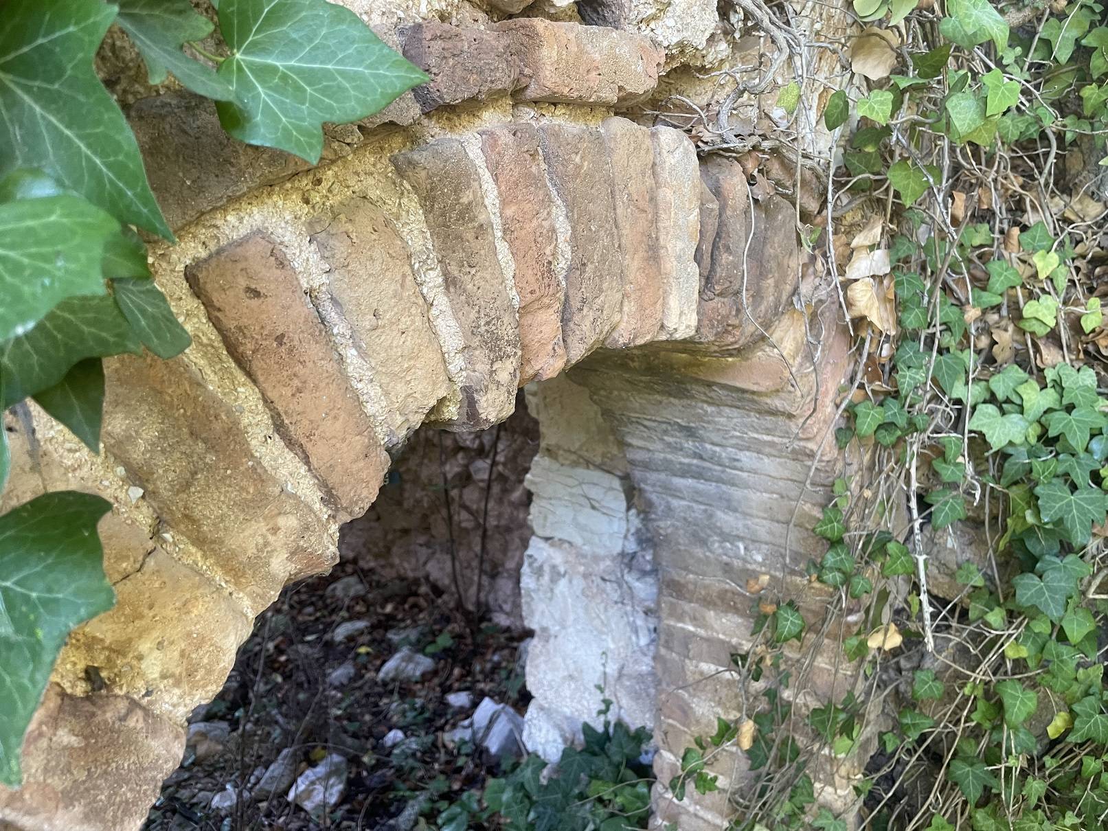 Rustico/Casale/Corte in vendita a Spoleto