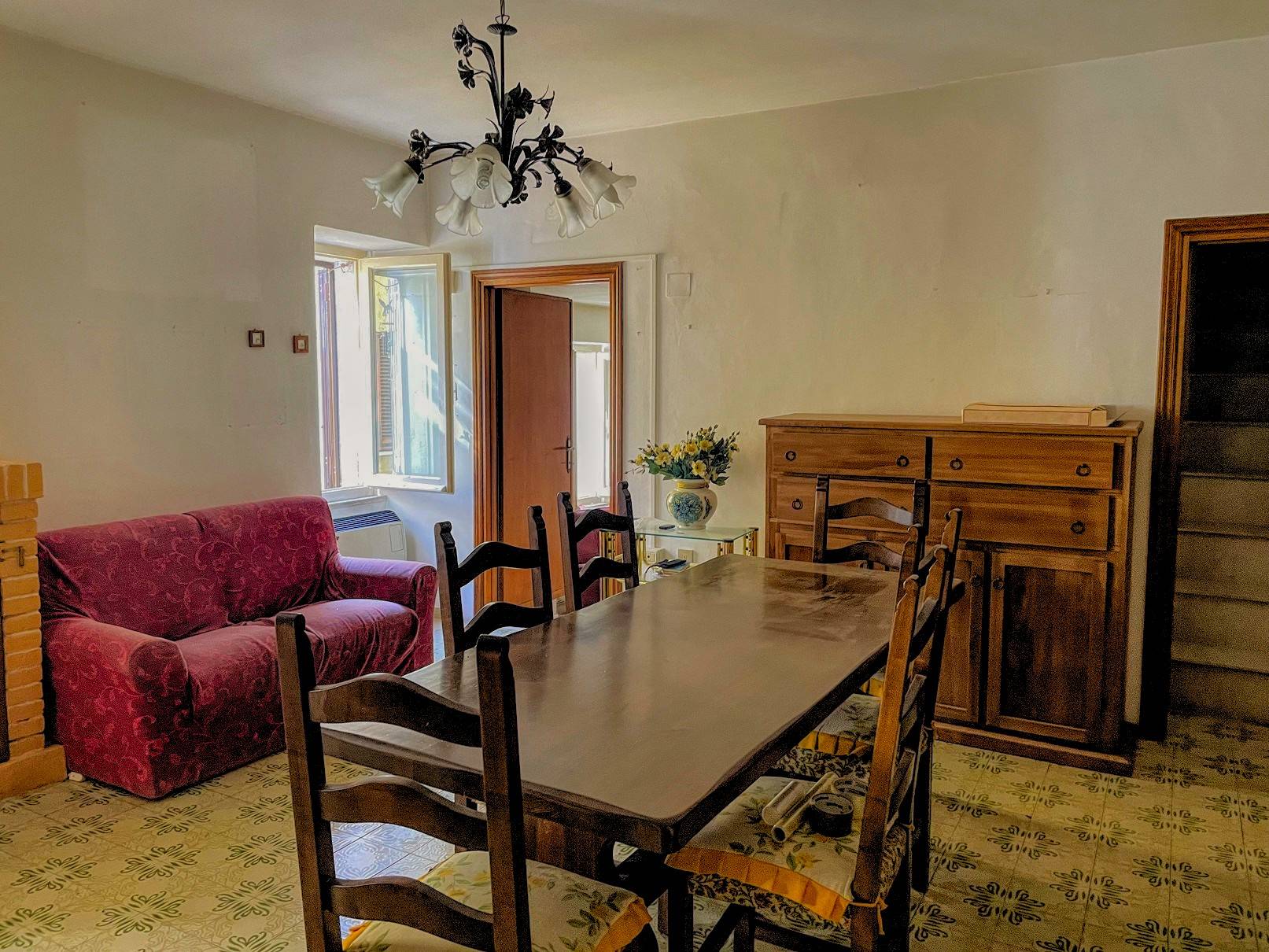 Appartamento indipendente in vendita a Sant'Anatolia di Narco