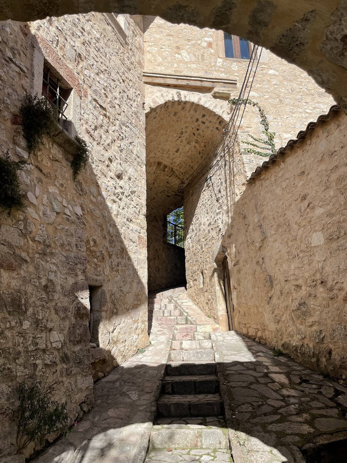 Appartamento indipendente in vendita a Sant'Anatolia di Narco, Caso