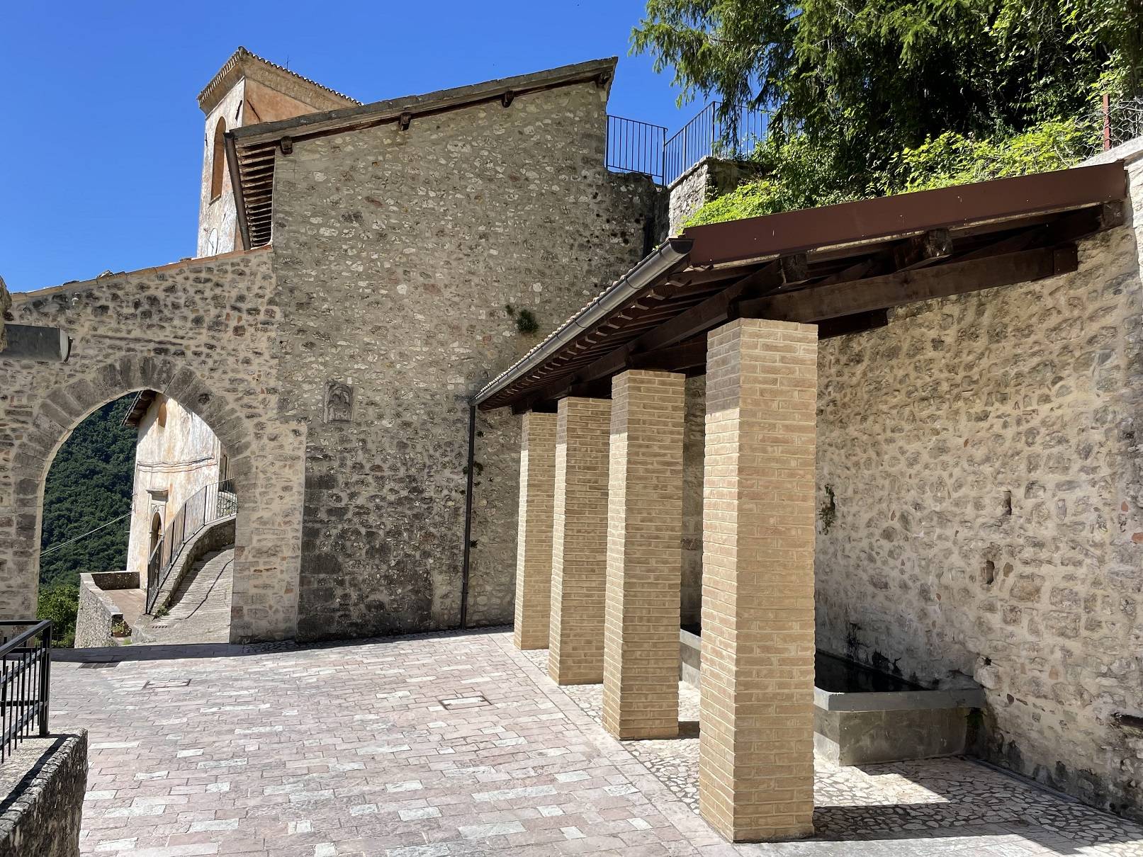 Porzione di Casa in vendita a Sant'Anatolia di Narco, Gavelli