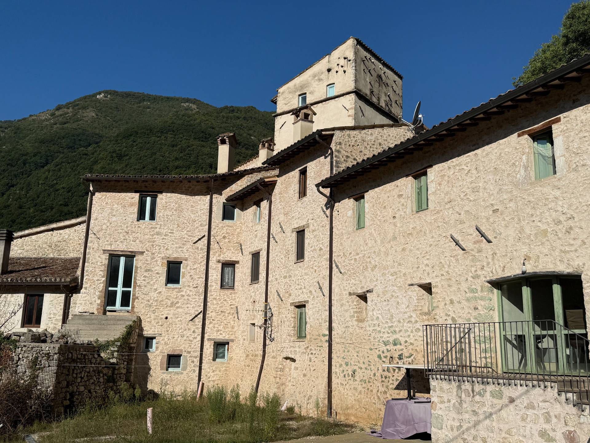 Porzione di Casa in vendita a Scheggino, Pontuglia