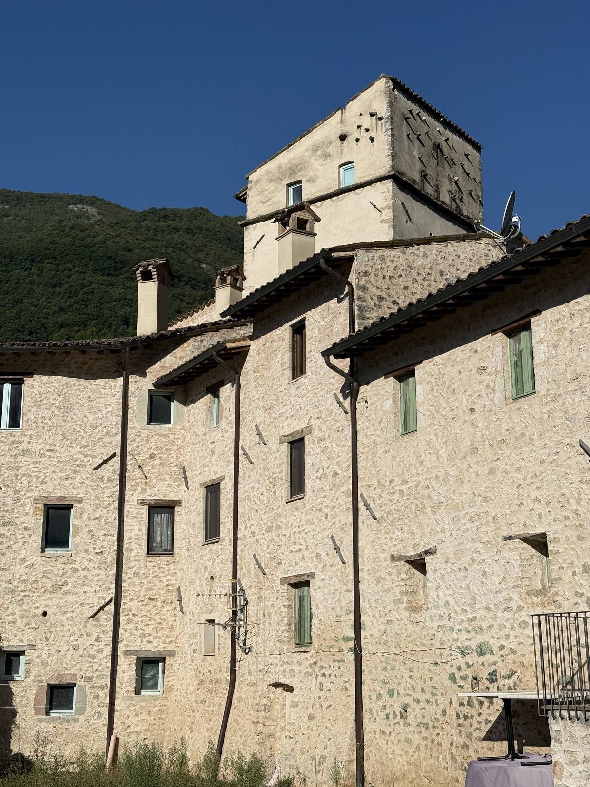 Porzione di Casa in vendita a Scheggino, Pontuglia