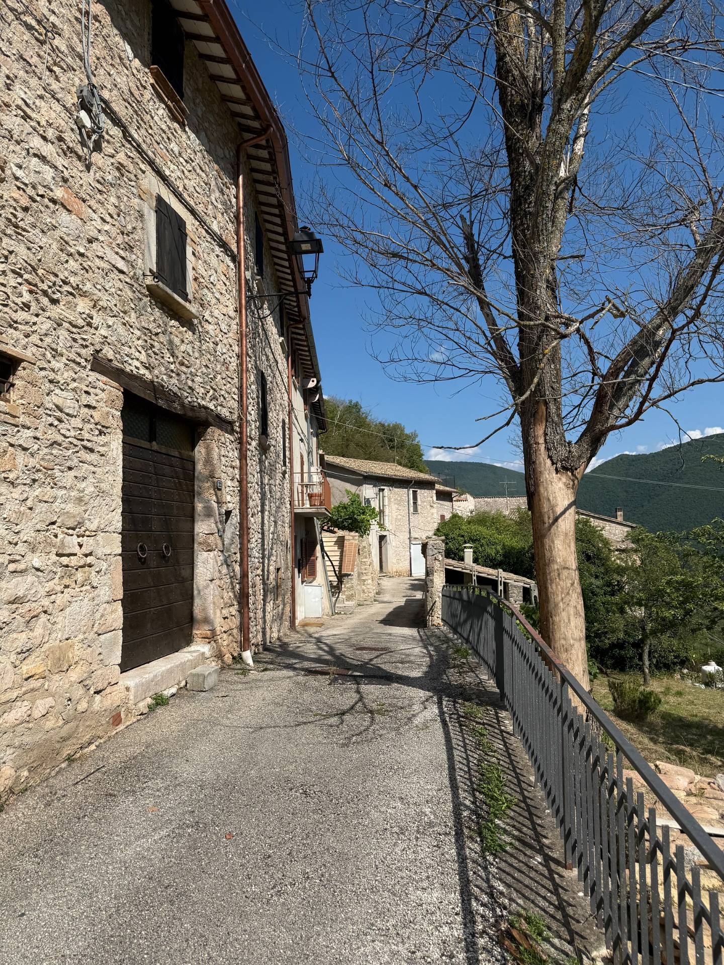 Porzione di Casa in vendita a Vallo di Nera, Monte Fiorello