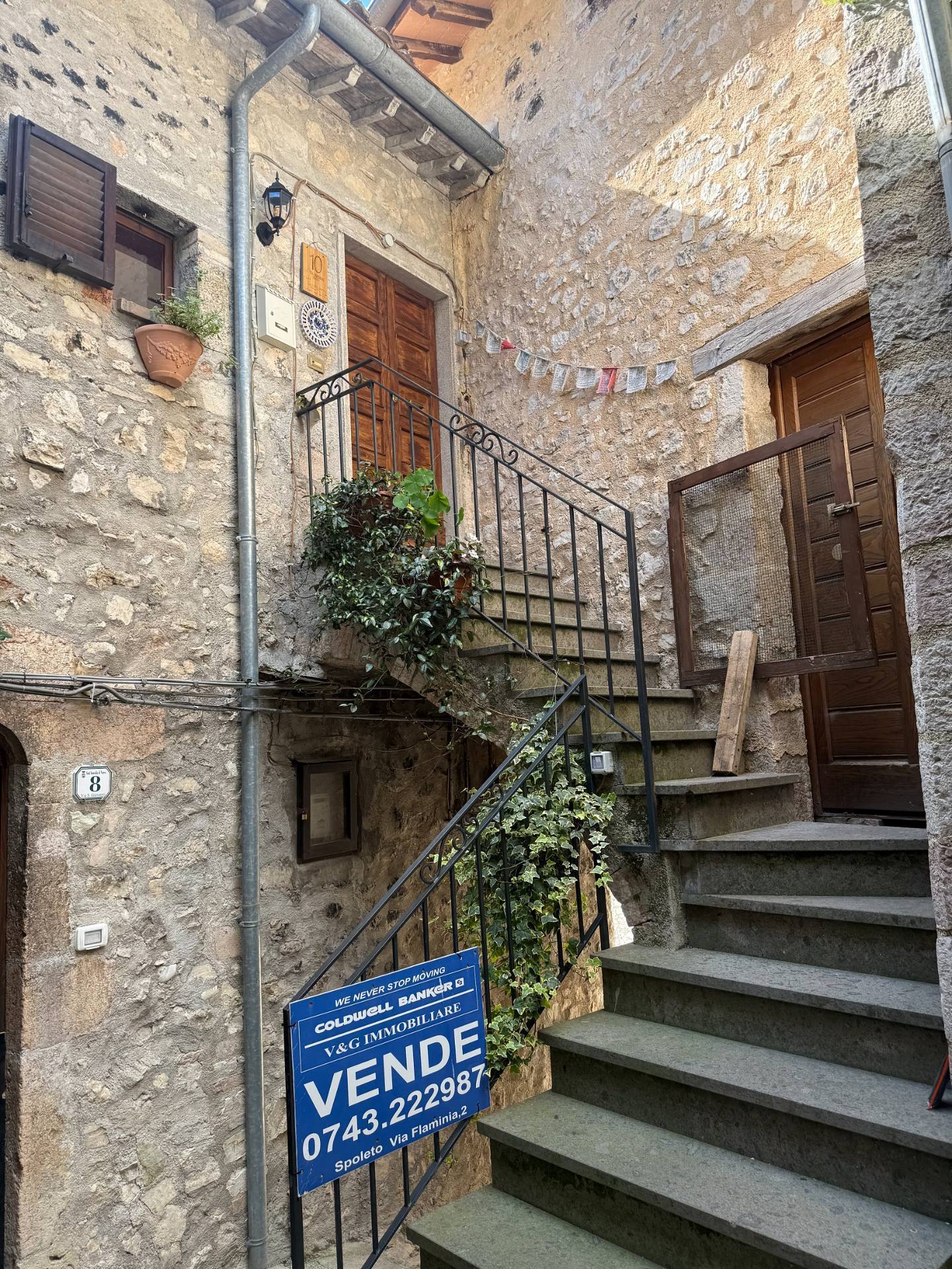 Porzione di Casa in vendita a Sant'Anatolia di Narco, Caso