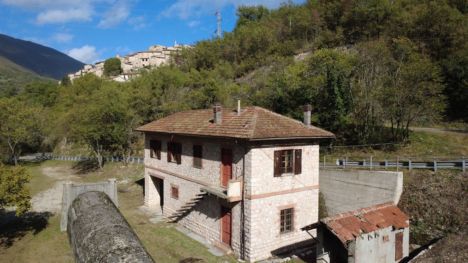 Casa singola in vendita a Vallo di Nera, Vallo di Nera