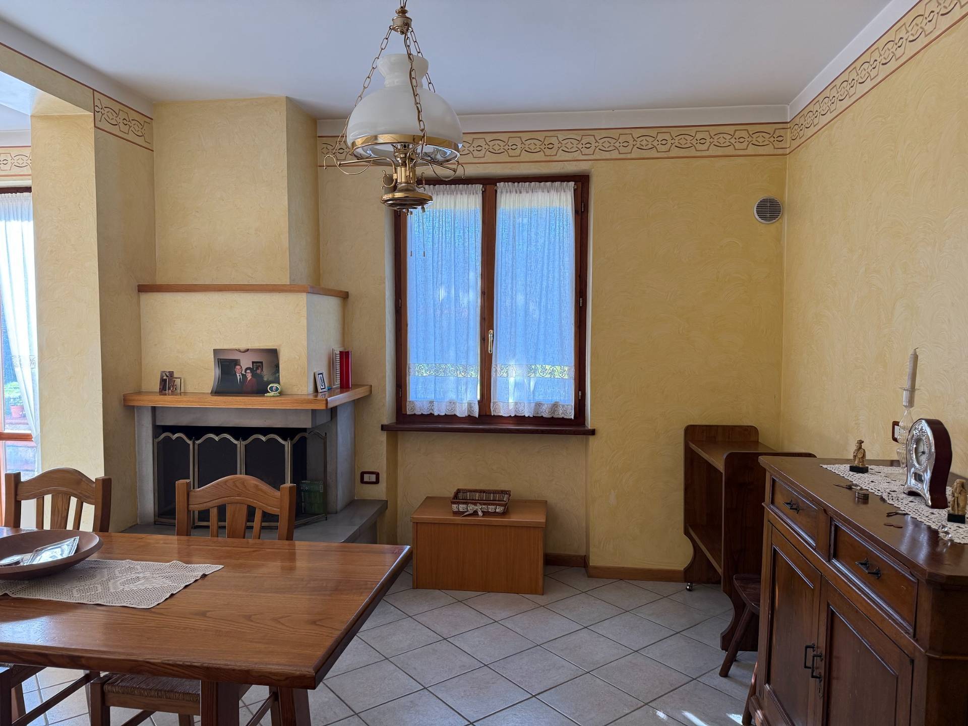 Bifamiliare in vendita a Spoleto