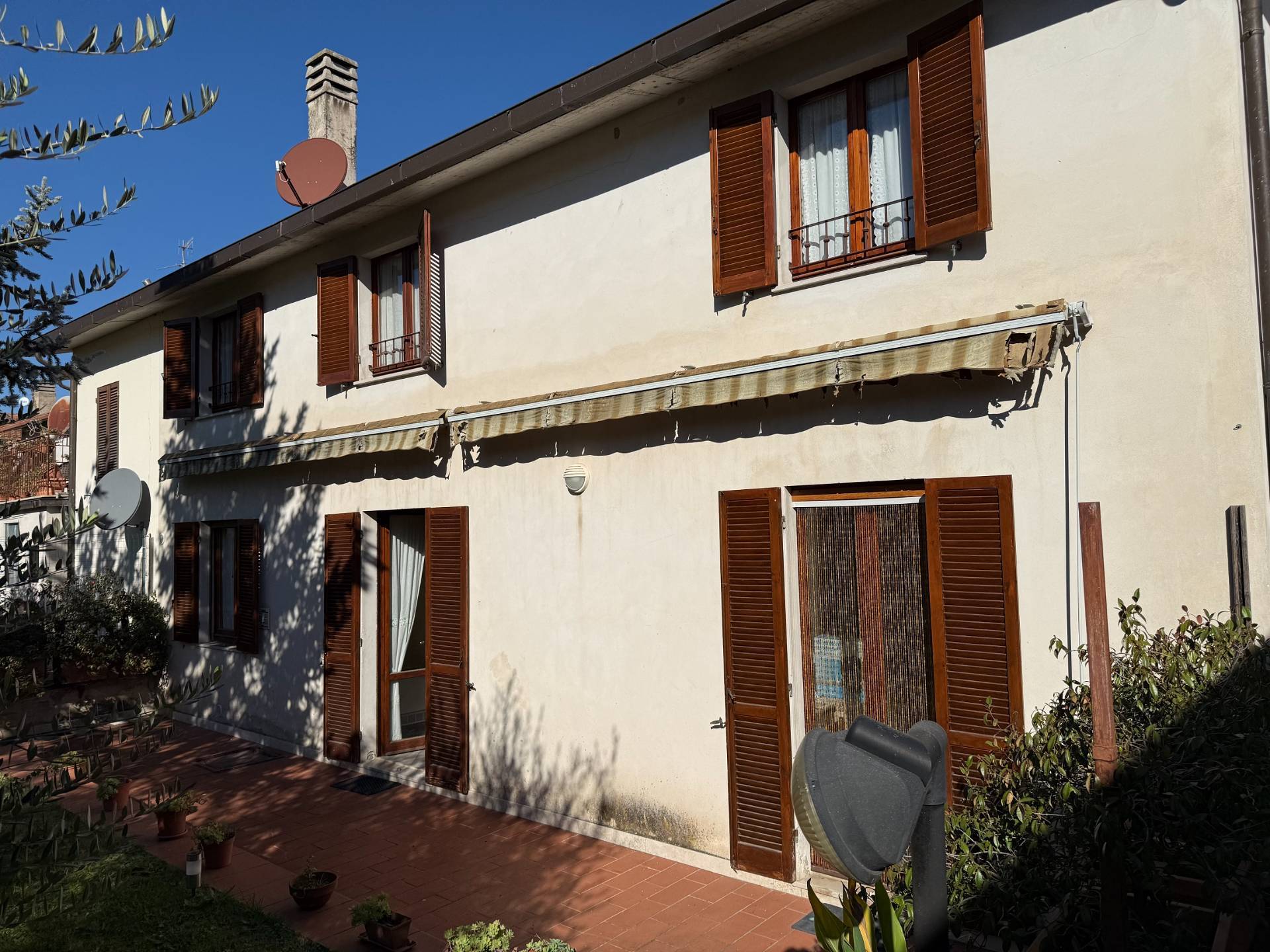 Bifamiliare in vendita a Spoleto