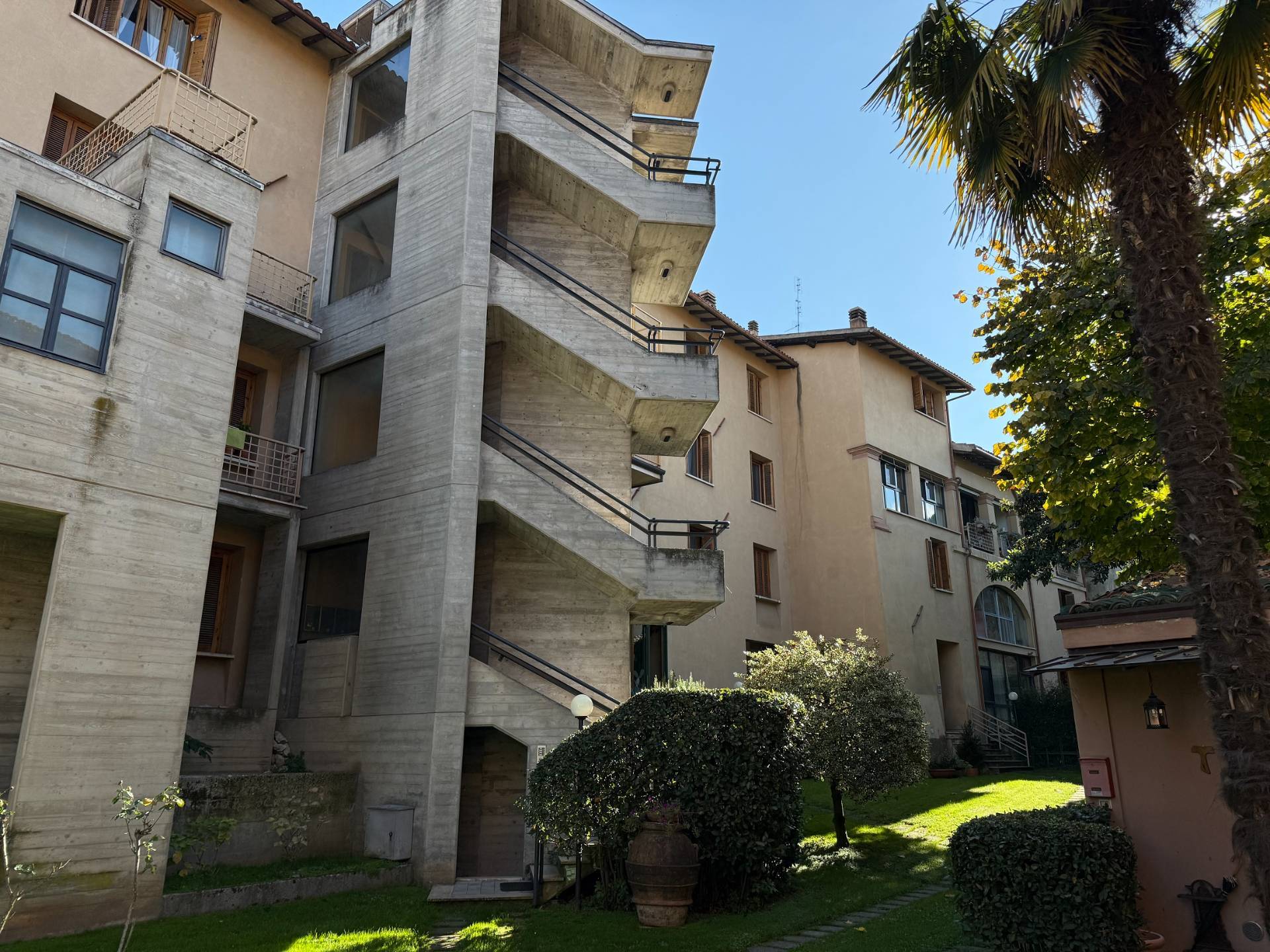 Appartamento in vendita a Spoleto, Spoleto - Centro