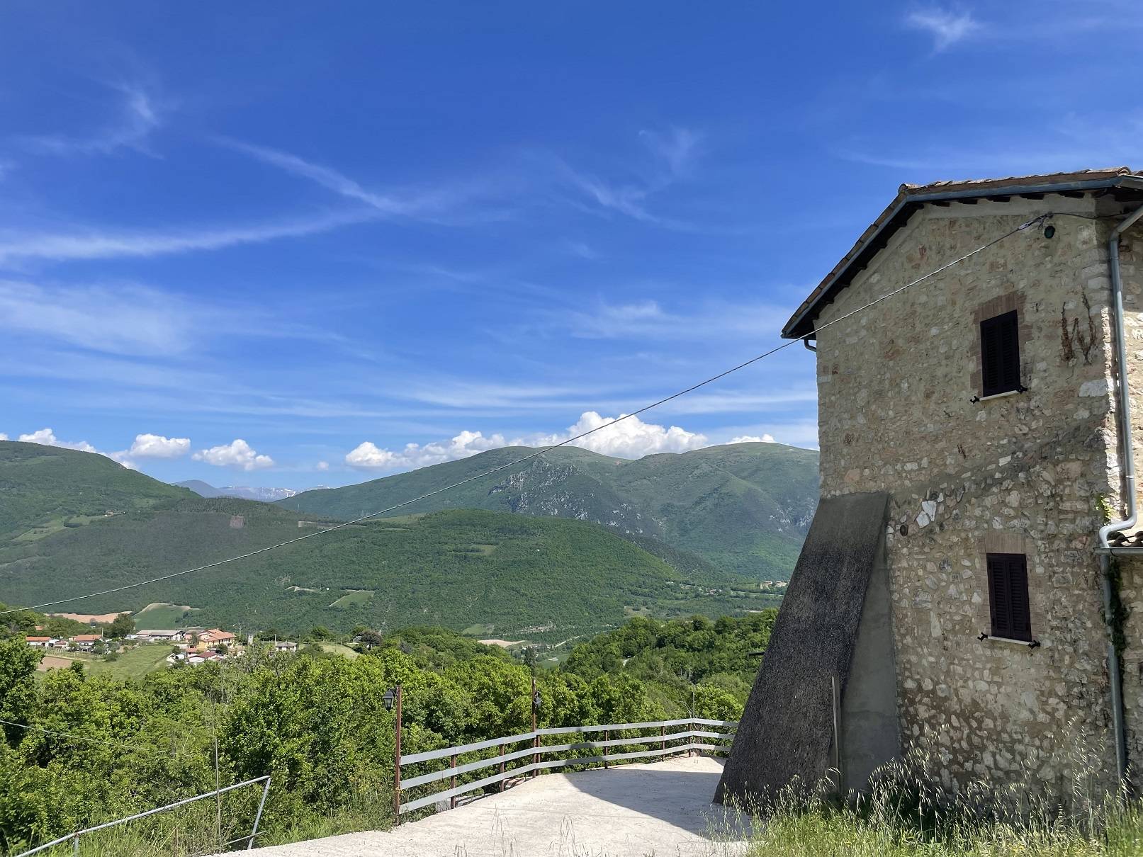 Rustico/Casale/Corte in vendita a Cerreto di Spoleto, Collesoglio