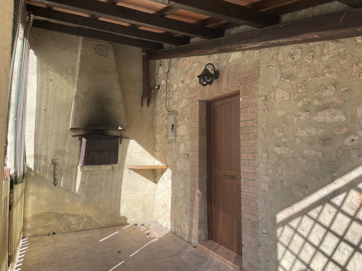Rustico/Casale/Corte in vendita a Cerreto di Spoleto, Collesoglio
