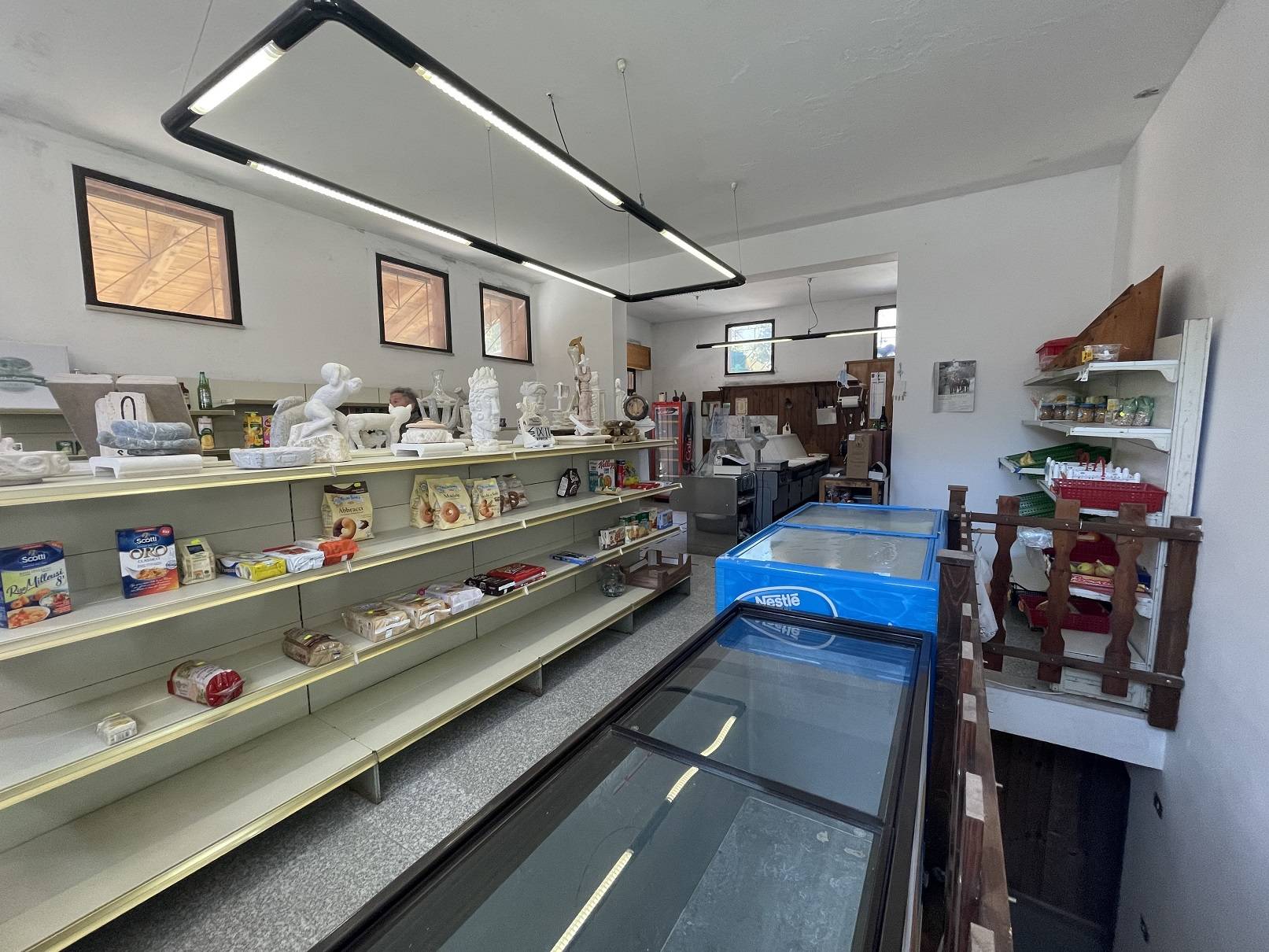 Negozio in vendita a Scheggino, Ceselli