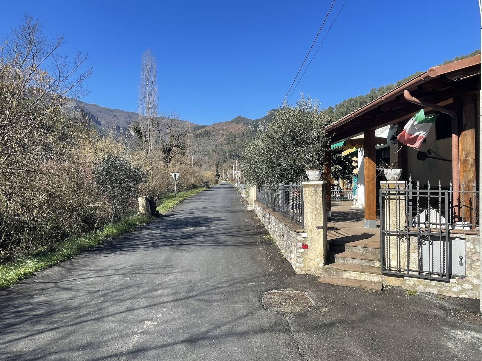 Negozio in vendita a Scheggino, Ceselli