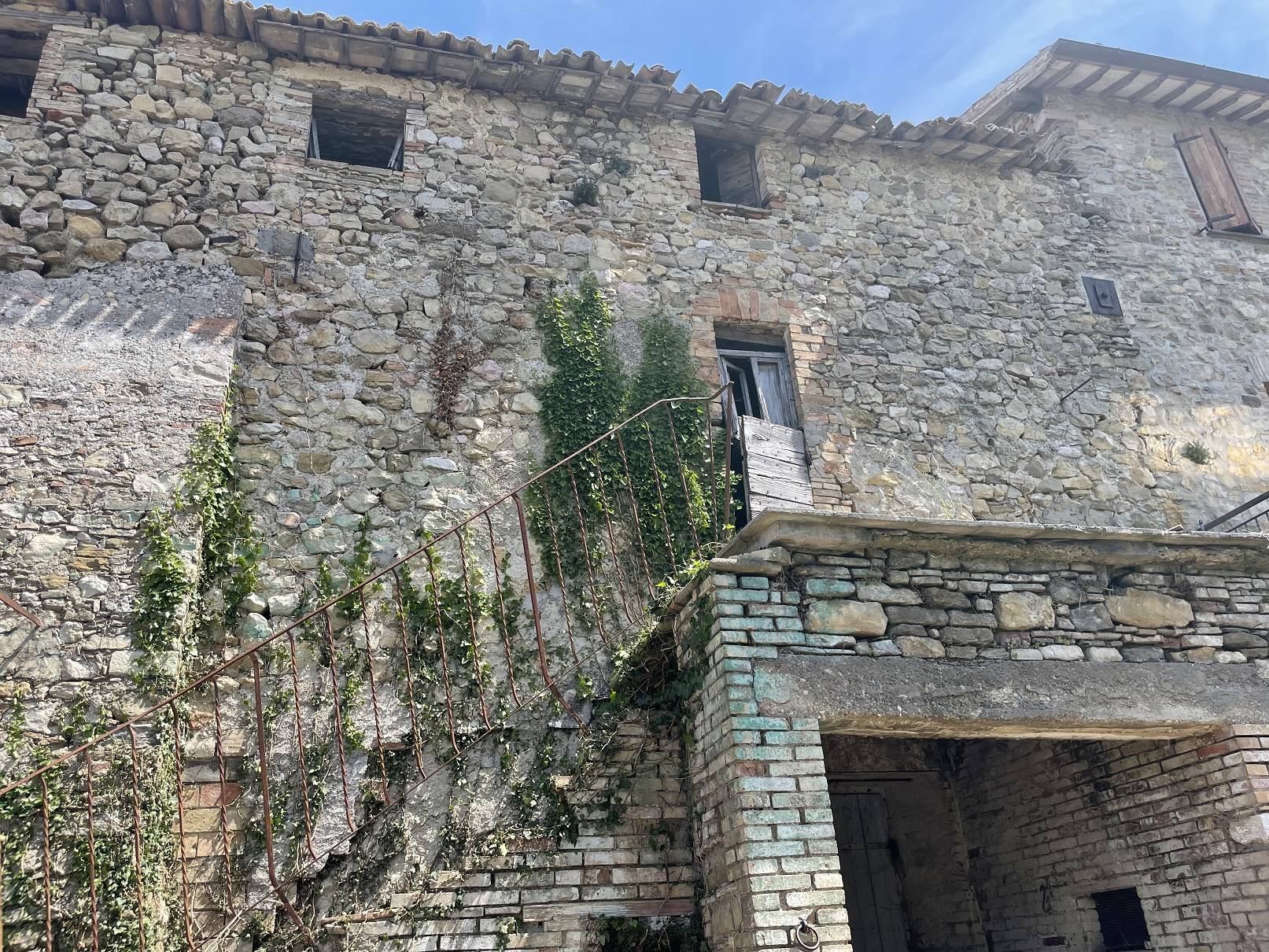 Rustico/Casale/Corte in vendita a Castel Ritaldi, Colle del Marchese