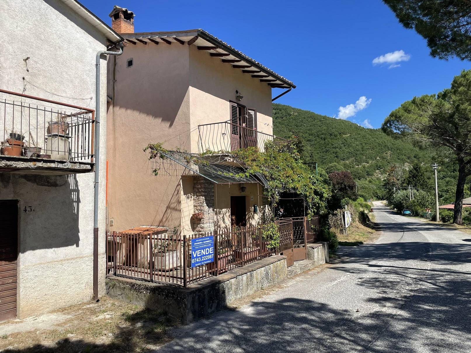 Casa semi indipendente in vendita a Cerreto di Spoleto, Rocchetta