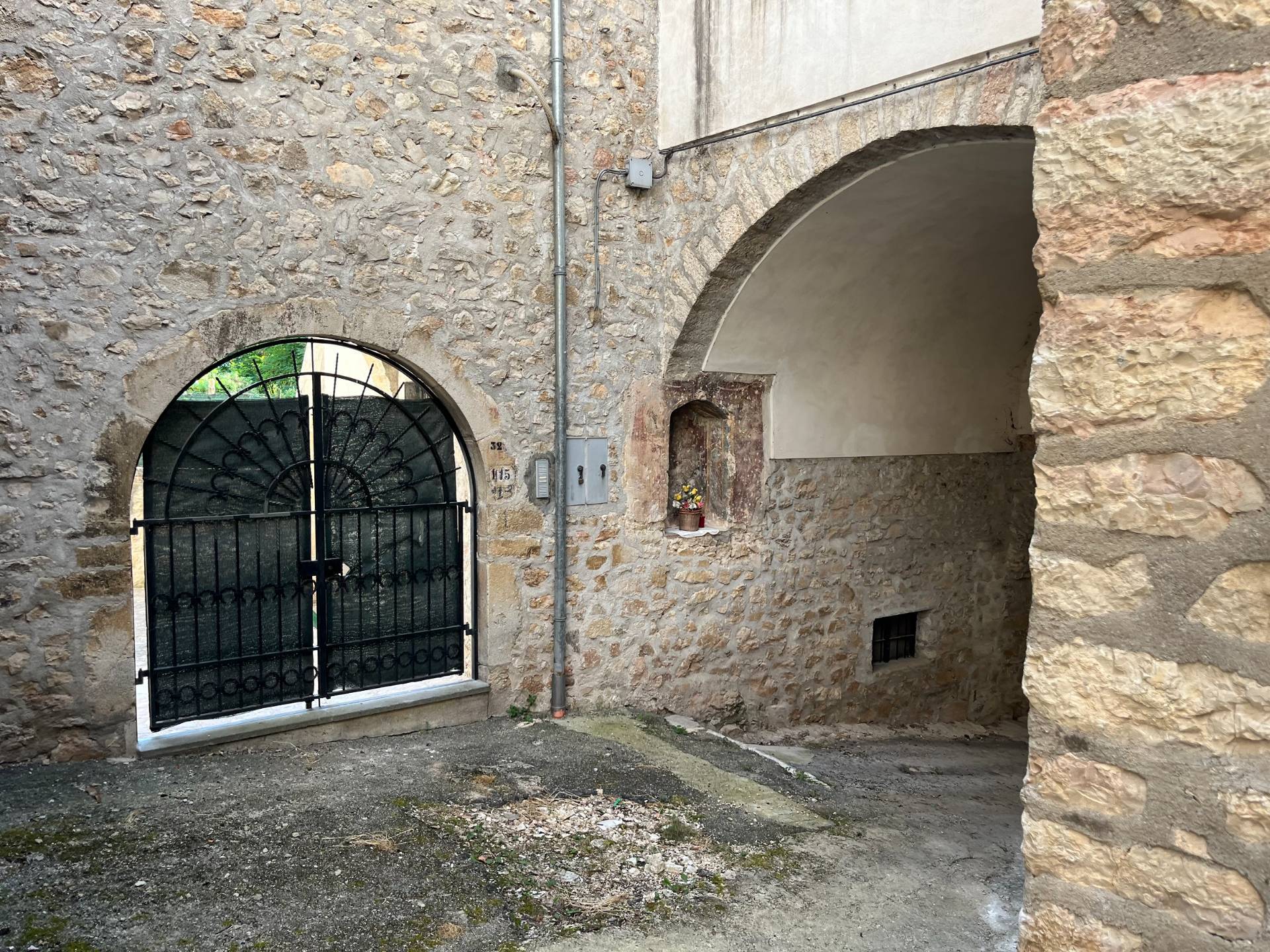 Casa semi indipendente in vendita a Cascia, Colforcella