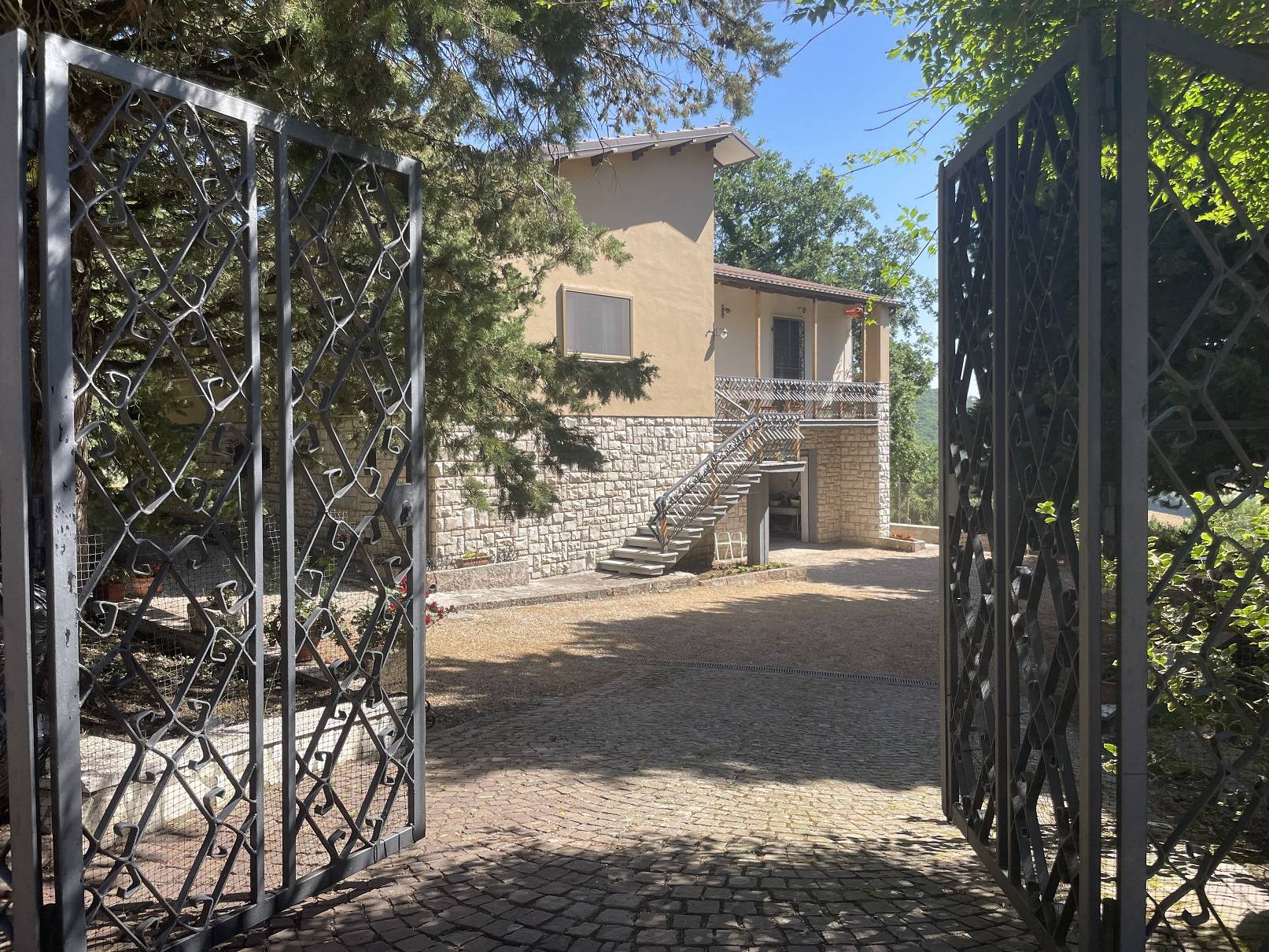 Villa in vendita a Acquasparta, Castel del Monte