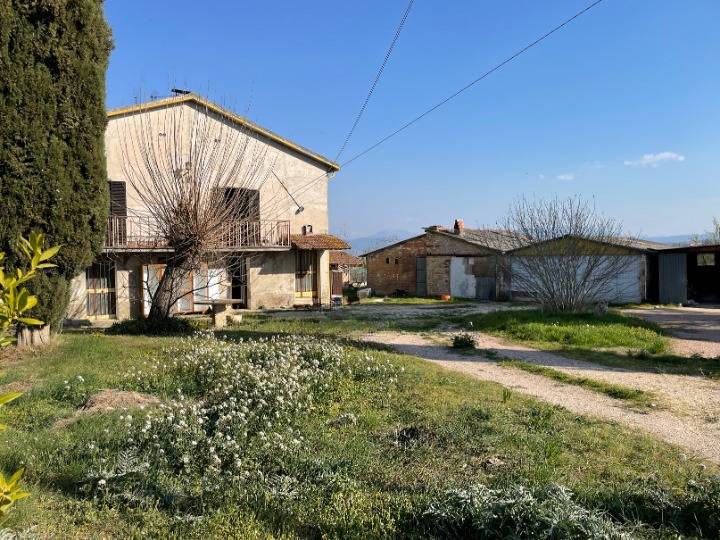 Casa semi indipendente in vendita a Montefalco
