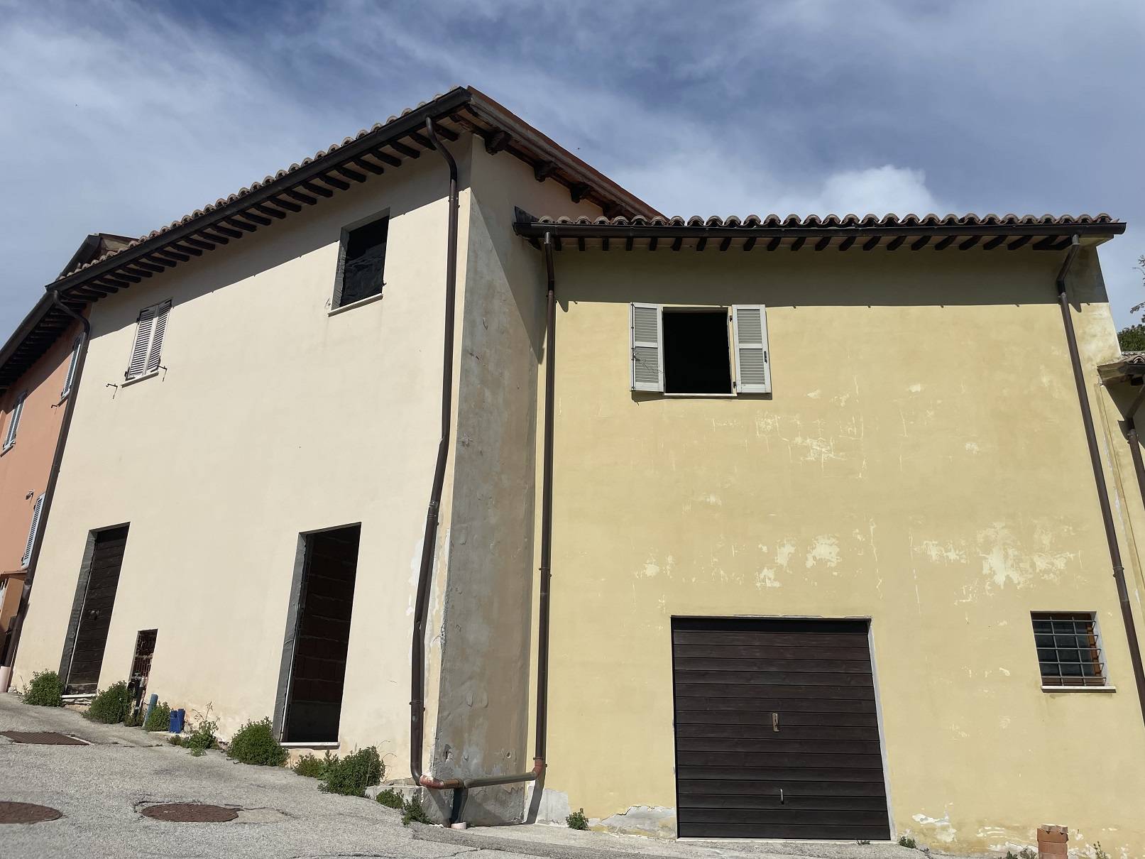 Porzione di Casa in vendita a Foligno