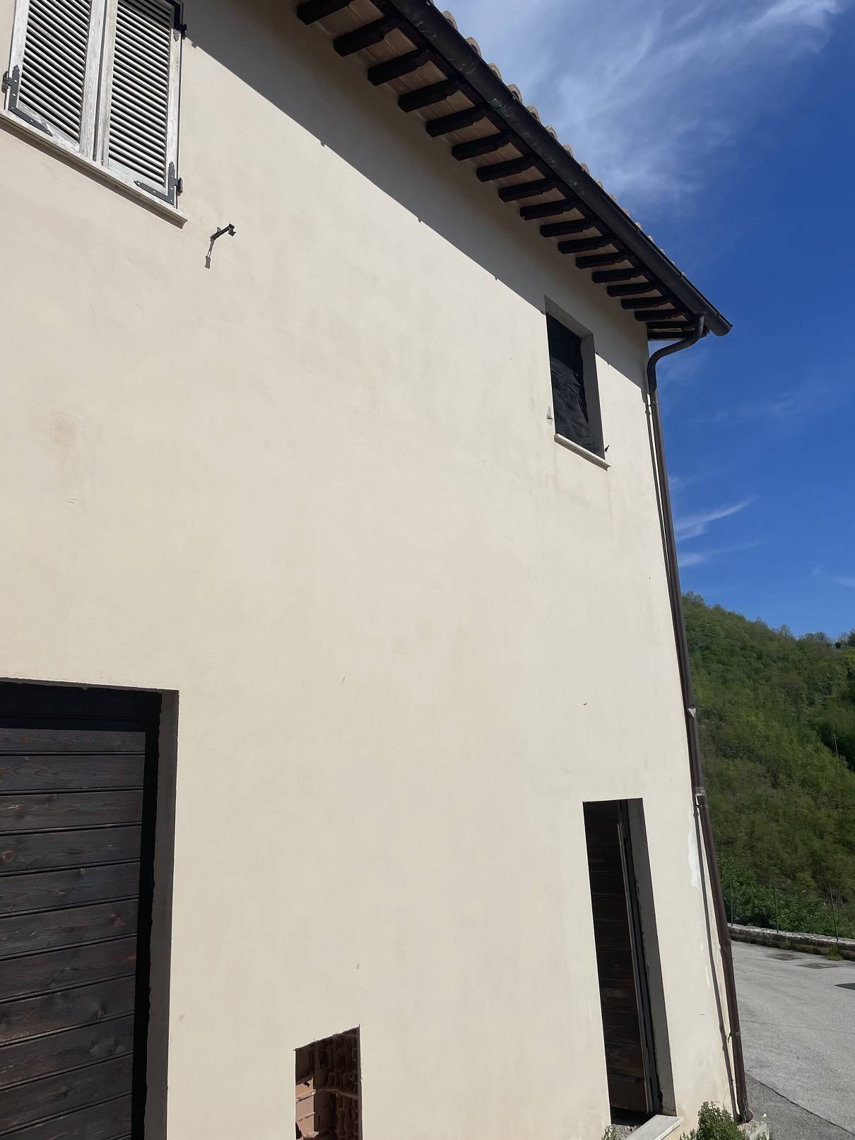 Porzione di Casa in vendita a Foligno